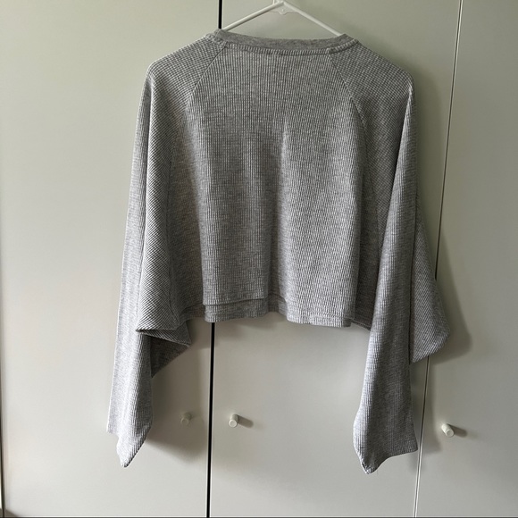 Aritia TNA Sweater BNWT - Picture 6 of 9